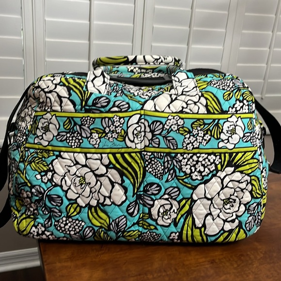 Vera Bradley retired island blooms two handle weekender tote w/shoulder strap - Picture 5 of 16